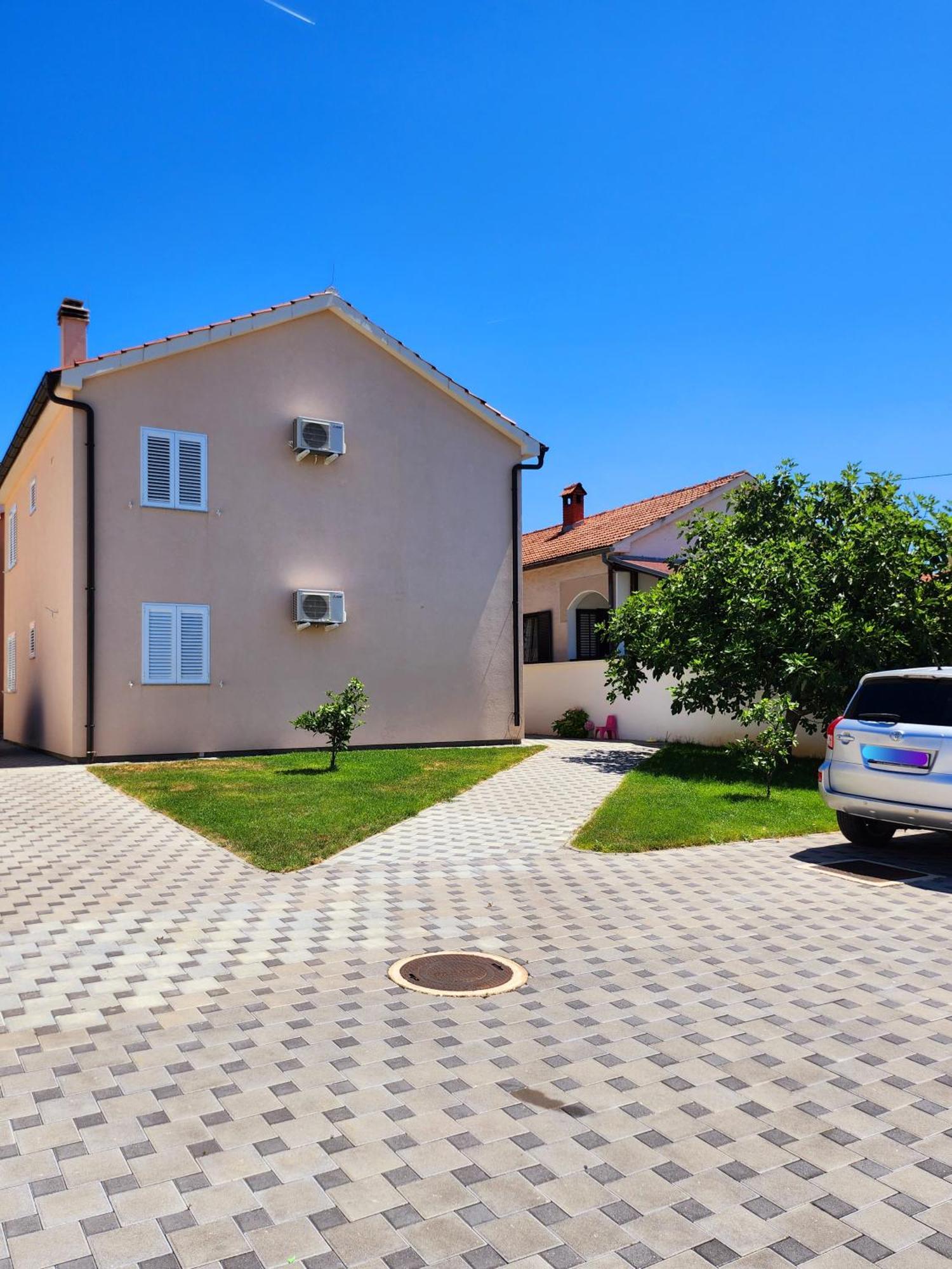 Ferienwohnung Ena Turanj Exterior foto